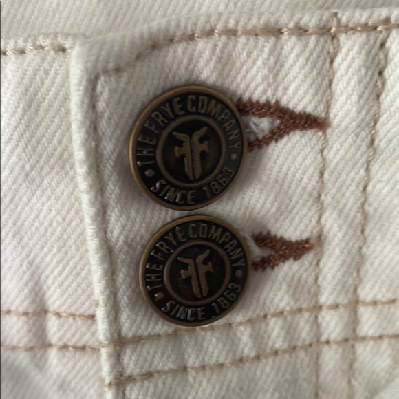 Frye Women's 8 Cream Contrast Stitched Jean Shorts High-rise Grommet Belt - Picture 2 of 6